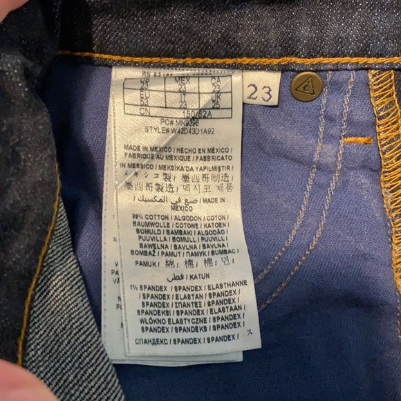 Guess High-Waisted Ripped Jean Shorts - Picture 7 of 7